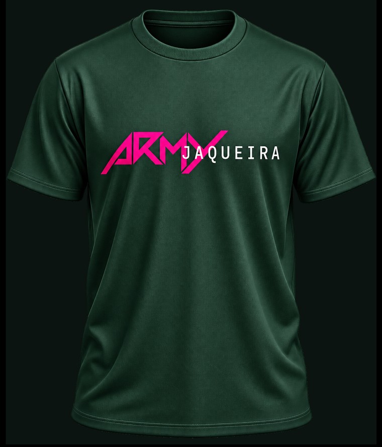 Frente da camisa Army Jaqueira: verde militar com a marca Army em rosa e Jaqueira em branco no peito